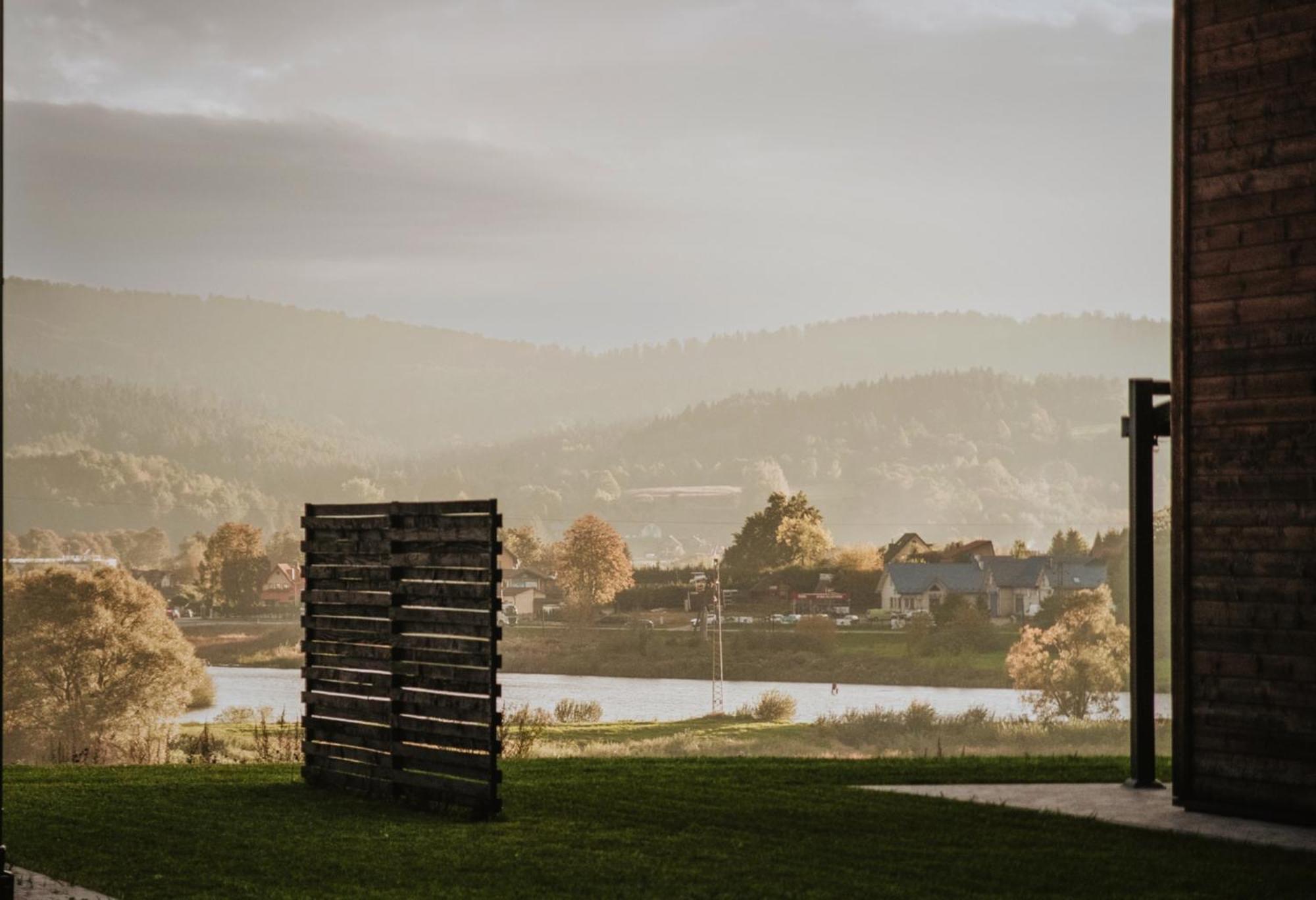 Dzikie Lisko - Domy Wakacyjne Lesko Exteriér fotografie